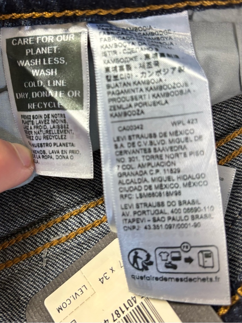 LEVI'S Premium Ribcage Straight Jeans Dark Wash Button Fly NWT Tall 27x34 27 - Picture 4 of 9